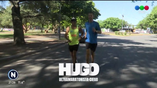 La historia de Hugo, el ultramaratonista ciego que supera todos los límites