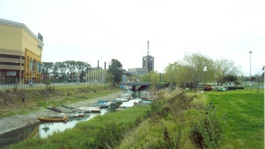 Situación ambiental: comenzó la audiencia pública en el concejo por contaminación y obras en el arroyo Ludueña