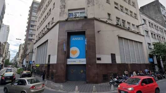 El gobierno ordenó reducir el consumo eléctrico en edificios y oficinas nacionales