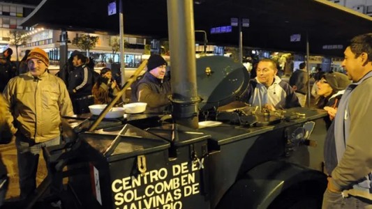 Por el frío extremo se reforzaron los operativos de asistencia a personas en situación de calle