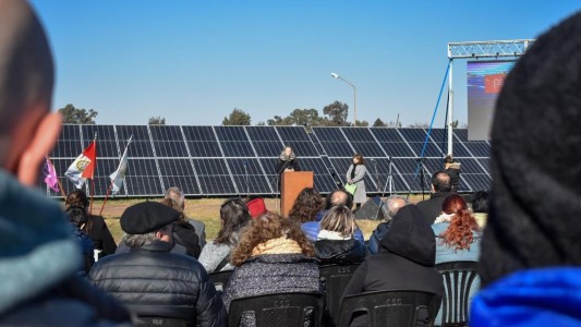 Energías renovables: se inauguró un parque fotovoltaico en San Gregorio