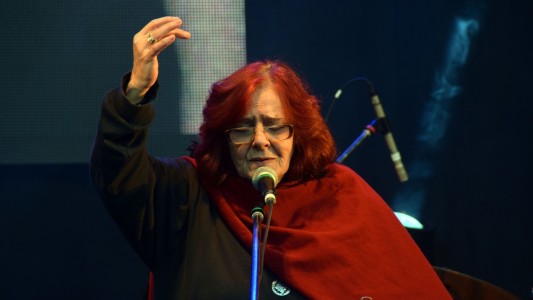 Murió la cantante rosarina Adriana Coyle