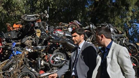 Pullaro sobre el retiro de autos incautados: “Estamos terminando con la desidia que hizo que se acumularan”