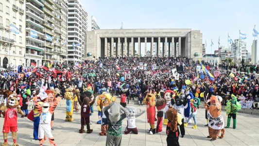 Se realizó el tradicional desfile del Encuentro Nacional de Mini Básquet