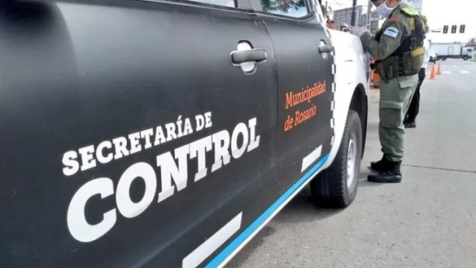 Control vehicular: circulaban en una moto robada y fueron demoradas