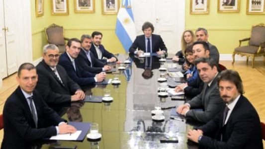 "Héroes": Milei recibe con un asado en Olivos a los diputados que avalaron el veto a las jubilaciones