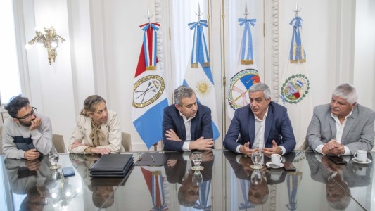 Hablar de suicidio: la municipalidad y la UNR formalizaron un acuerdo para abordar la problemática