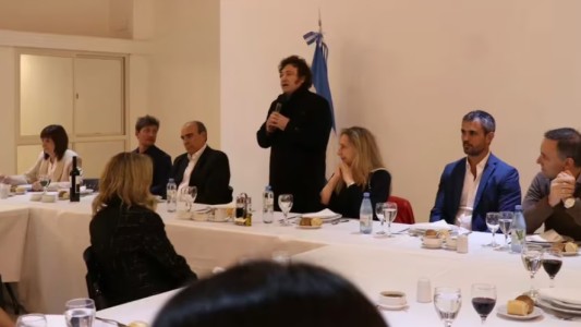 Con un asado en Olivos, Milei celebró junto a los diputados que blindaron el veto al aumento de las jubilaciones