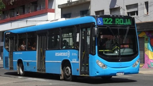 Rosario: Javkin aseguró que el boleto del colectivo no aumentará en lo que resta de septiembre