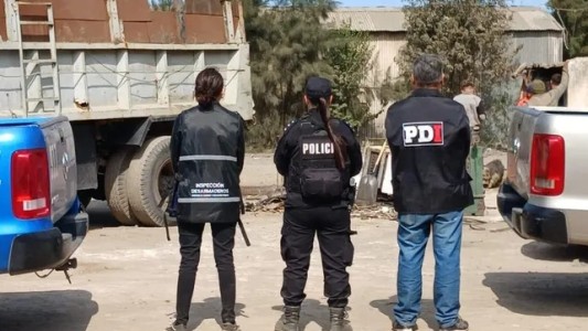 Detuvieron a dos personas y secuestraron una tonelada de metales en dos chatarrerías de Villa Constitución