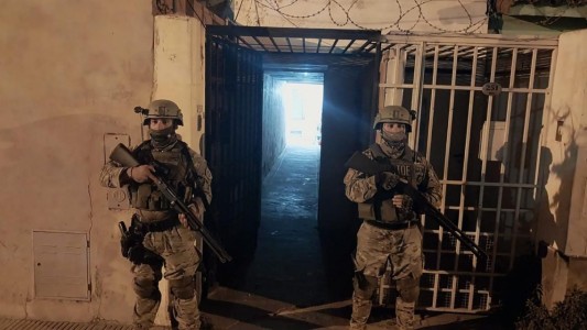 Allanamientos y tres detenidos del Clan Funes vinculados con intimidaciones públicas