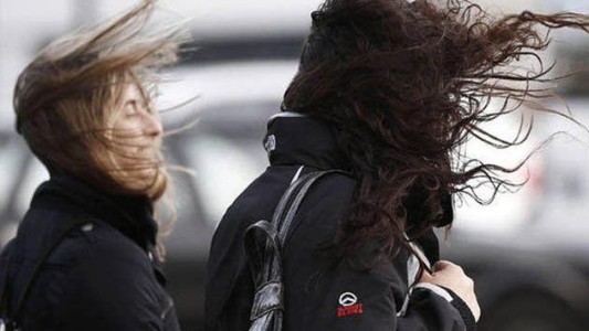 Tiempo en Rosario: baja la temperatura y pronostican fuertes ráfagas de viento en la ciudad