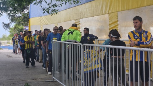 Último adiós a Palma: miles de canallas en el Gigante de Arroyito