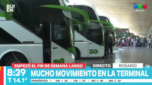 La terminal con mucho movimiento en el comienzo del finde