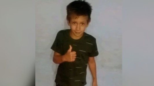 Milton tiene 14 años, padece de retraso motor y necesita ayuda para pagar un estudio genético