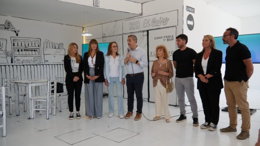 El intendente Javkin presentó el Festival Fontanarrosa