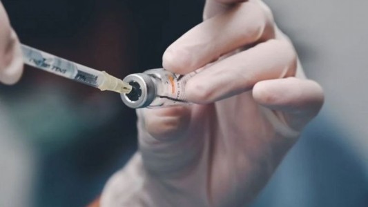 Rosario: las farmacias esperan que las vacunas contra el dengue lleguen en enero