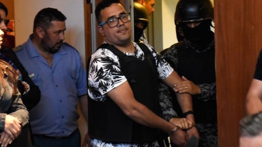 Guille cantero amenazó de muerte a autoridades premiadas por Javier Milei