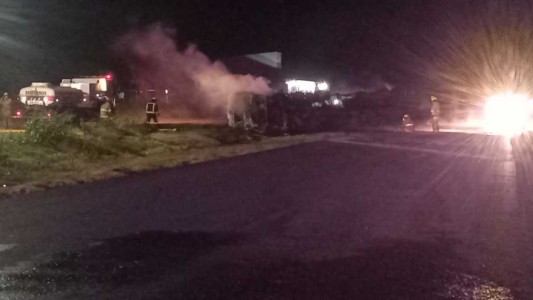 Ruta 34: volcó un camión cisterna cargado con combustible