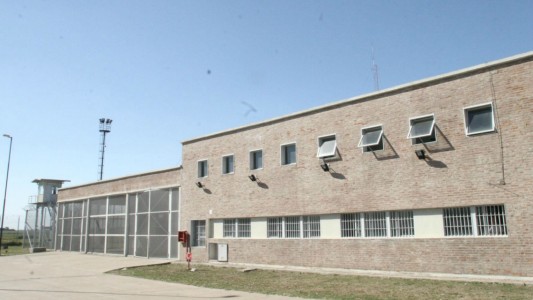 Falleció un recluso de la Unidad Penitenciaria N°11 de Piñero tras ser apuñalado