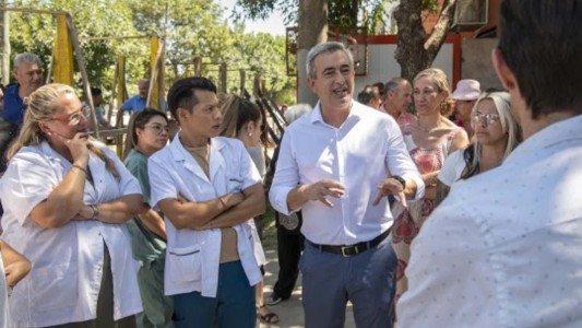 Javkin anunció un plan de obras para modernizar y ampliar los centros de salud municipales