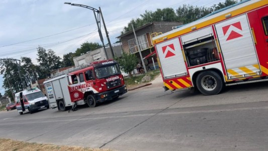 Tres personas heridas tras un intenso incendio en una vivienda en zona sudoeste