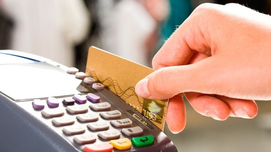 Alertan cobros duplicados en tarjetas de crédito