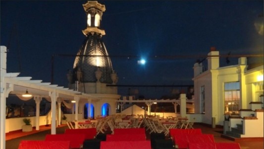 El Ministerio de Cultura de Santa Fe anunció la suspensión de actividades por la muerte de una trabajadora