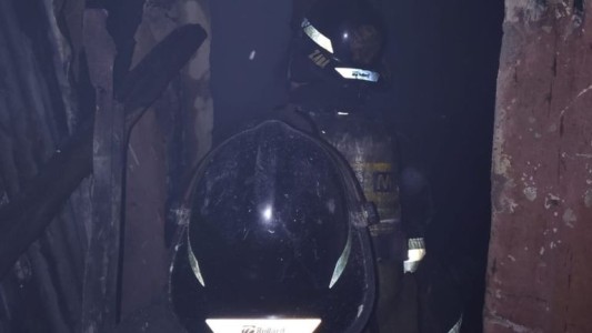Fuerte incendio en una vivienda: graves pérdidas materiales, pero sin víctimas