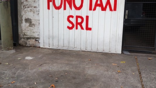 Taxistas solidarios y la empresa Fono Taxi se suman para recolectar donaciones para Bahía Blanca