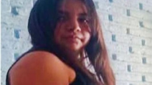 Una adolescente fue vista por última vez en barrio Las Flores y piden colaborar con datos para encontrarla