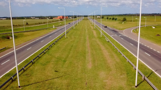 Incendio de vehículo en la autopista Rosario-Córdoba