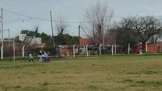 Club Padre Montaldo: necesitan donaciones para que los chicos sigan jugando al fútbol