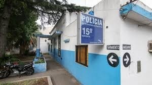 Imputaron a una pareja que vendía drogas dentro de una comisaría