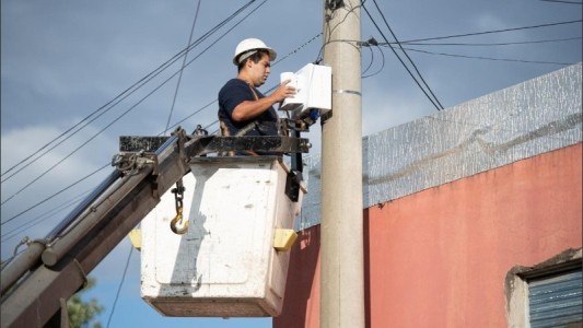 Se entregaron 135 nuevos pulsadores para la alarma comunitaria de Barrio Cura