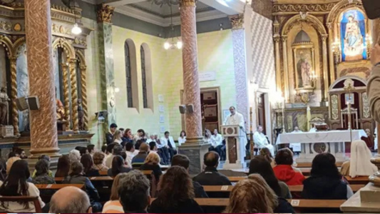 Rosario rezó por el nuevo Papa en una misa especial