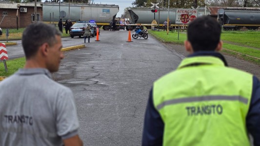 Un tren atropelló a una mujer que entrenaba con auriculares
