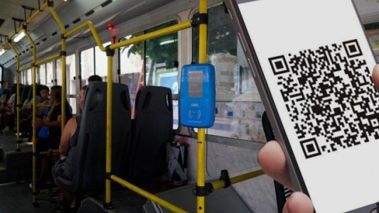 Comenzó el pago con QR en los colectivos de la ciudad