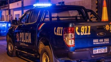 Policías le salvaron la vida a un hombre que se atragantó con un trozo de carne