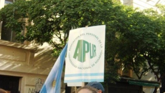 Paro no docente en la UNR en rechazo a la condena a Cristina Kirchner