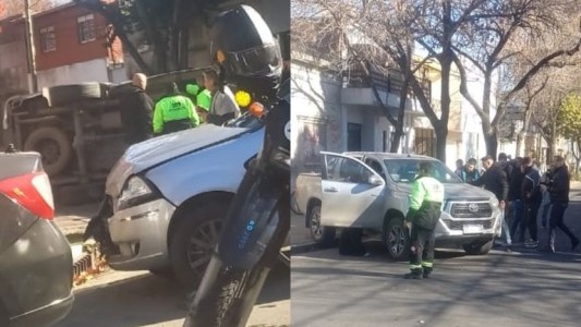Una camioneta terminó dada vuelta tras el impacto de un auto en zona sur