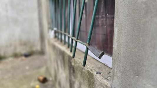 Robaron una caja fuerte con una suma millonaria de dinero en una vivienda de Rosario