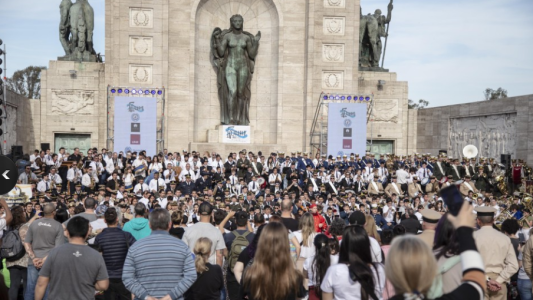 Rosario celebra el talento joven en el Gran Encuentro de Bandas en el Monumento