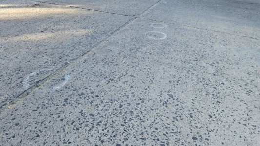 Dispararon contra el frente de una vivienda: hallaron nueve vainas servidas