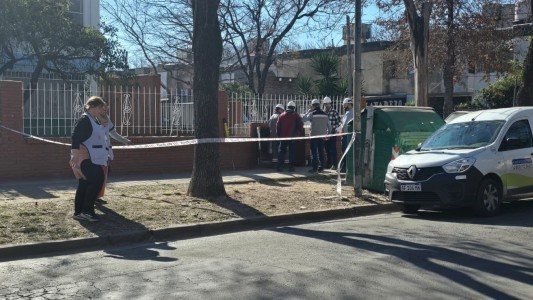 Alarma en una escuela por fuerte olor a gas: era líquido de garrafa en un contenedor