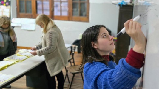 Con una baja participación, cerró la votación y comienza el escrutinio