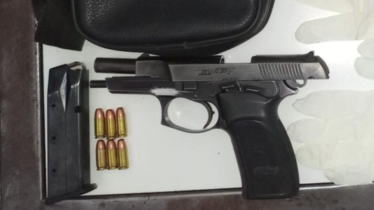 Villa Gobernador Gálvez: detienen a un menor armado con pedido de captura