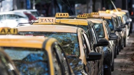 Rosario unifica la tarifa de taxis y lanza una promoción para viajes tomados en la calle