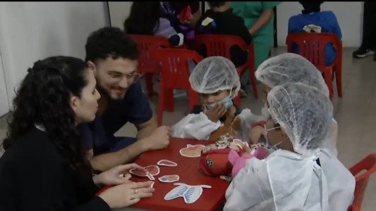 “Hospital de Peluches”: una iniciativa para que los más pequeños pierdan el miedo al médico