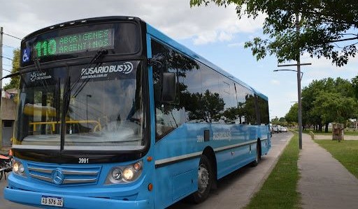 Un colectivo de la línea 110 sufrió un ataque en plena circulación